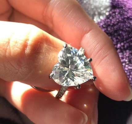 Технология Micro Insert Inlay Сердечный рез CZ Камень 925 Стерлинг серебряные обручальные кольца